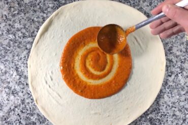 Slow Motion Kitchen - Italian Pizza