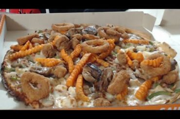 Mario Kart Youtuber got paid to eat THIS pizza