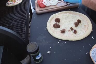 Mama Mia pizzzzza pie!