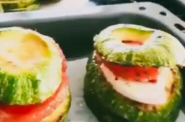 Millefoglie with zucchini, mozzarella and tomatoes - Eat&Walk Italy & Chef Massimo D'Innocenti