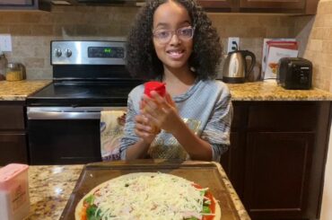 Pizza: Cooking with Tahlia