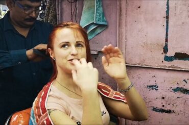 EATING ITALIAN PIZZA IN INDIA!!!  UP FOR  INDIAN HEAD MASSAGE ON THE STREET WITH DIRTY BRUSH??!