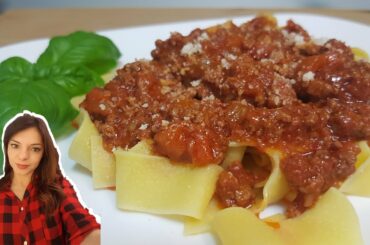 Best Italian Bolognese Ragu Meat Sauce - Easy Recipe