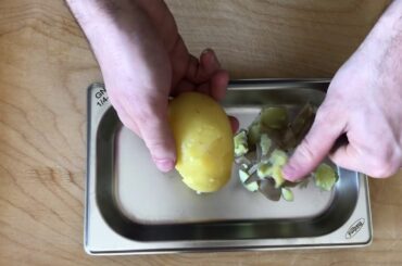 How to make potato gnocchi (Italian recipe)