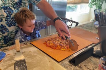 Family Kitchen - Cooking Pizza with Christopher!