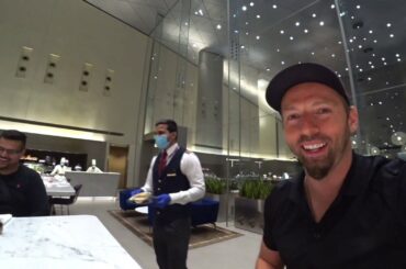 $130 Business Lounge Buffet Qatar Airport 🇶🇦