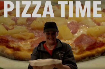 It's Pizza Time (feat. Mom)