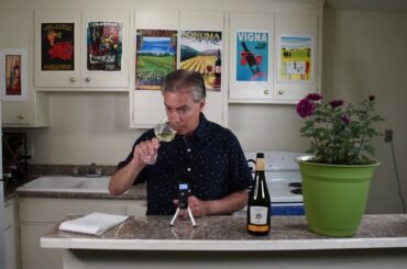 Budget Wine with Bacchus Bruce NV Bosio Moscato Pavia Italy IGT Wine Tasting