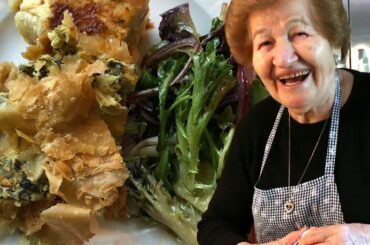 Pasta Grannies go Greek & make spinach pie!
