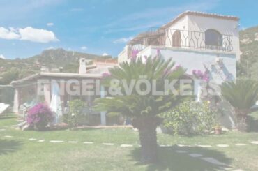 Porto Cervo • Pantogia: Plesant hilltop villa with sea views