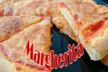 Margherita pizza (homemade)