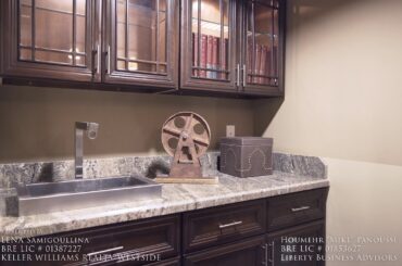 Stunning Mediterranean home with amazing views in Glendale