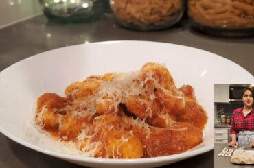 Easy Gnocchi Recipe|How to make traditional Italian recipe|Homemade sauce|NO EGGS