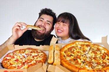 HUGE PIZZA HUT PIZZA MUKBANG 먹방 EATING SHOW!