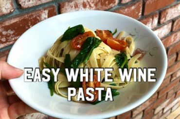 Simple White Wine Pasta with Cherry Tomatoes and Spinach