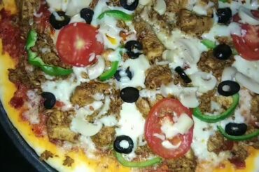 Chicken Pizza At Home| Homemade Pizza |Ramzan Recipe| By Kamran Ali Hattar|