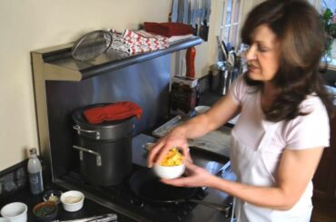 Tortellini Sausage With Squash, Italian Seasoning & Parmesan Cheese : Italian Cooking