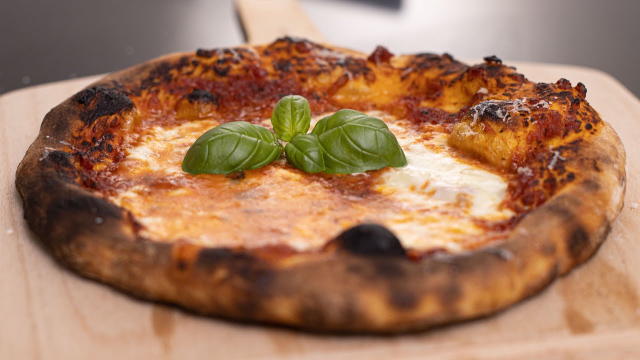 How to make the best Sourdough Pizza | Recipe for Italian pizza | Foodgeek How to make the best Sourdough Pizza | Recipe for Italian pizza | Foodgeek