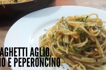 spaghetti aglio olio e peperoncino (made with 5-ingredient & within 15 minutes) - quick pasta recipe