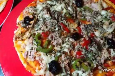 بيتزا  المقلاة✔ بالطون لذييذة بعجينة هشييشة بدون فرن و ناجحة 💯 ..  Italian 🍕Pizza