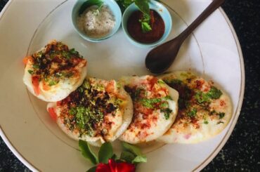 Cheese stuffed uttapam