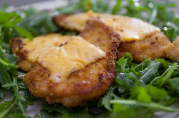 HOW TO MAKE ITALIAN CHICKEN CUTLET - Easy Crispy Breaded Chicken recipe