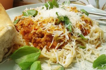 #italianspaghetti #italianfood #italianrecipes #pasta #olivesherbsspices