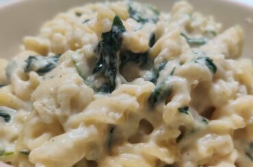Home Made Creamy Spinach Pasta. Healthy,  Easy & Delicious!