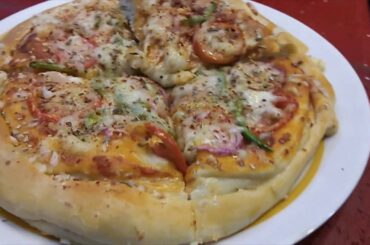 Cheese Burst Pizza