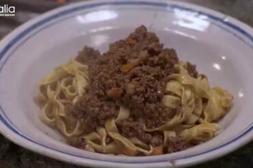 Gennaro Contaldo's Traditional 'Spaghetti' Bolognese Ragu Recipe | Citalia