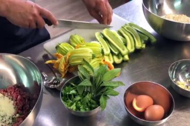 Italian Cuisine | Chef Francesco Martinelli presenta le zucchine ripiene