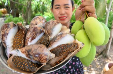 Tasty Monster Sea Snail Salad Cooking - Simple Life Cooking
