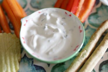 Easy No Mayo Buttermilk Ranch Dressing/Dip: Quick How To Recipe