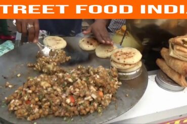 Best Place to Eat Chole Kulche in Ludhiana @ 10 Rs Only   Indian Street Food