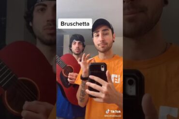 How to pronounce italian food correctly