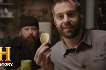 Eating History: OLD SMOKEY AND JOSH PUT 1970S PRINGLES TO THE TEST (Season 1) | History