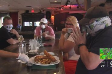 Palm Beach County restaurants can operate at 50% capacity