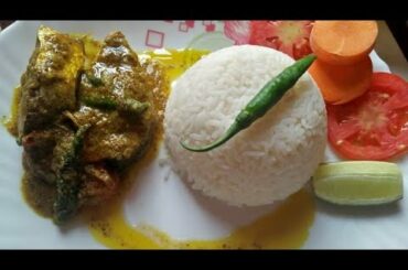 নারকেল ইলিশ / সরিষা নারিকেল দিয়ে নারকেল ইলিশ।