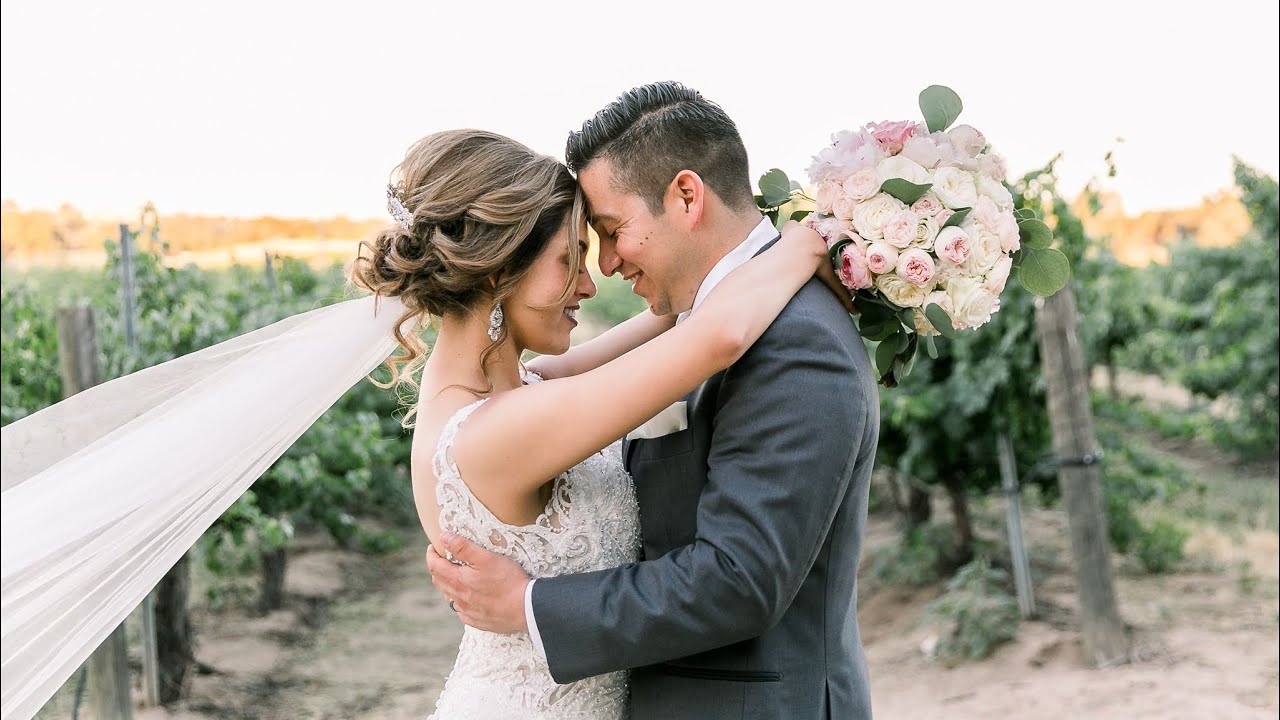 JP + Laura Beautiful Summer Wedding JP + Laura Beautiful Summer Wedding