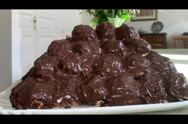 PROFITEROLES ( CHOUX AND CHOCOLATE CREAM) easy recipe from Italy | Cookingpietro