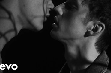 Troye Sivan - HEAVEN (Official Video) ft. Betty Who