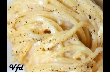 #CACIOEPEPE SPAGHETTI TRADITIONAL ITALIAN RECIPE #CHEESEANDPEPPER 🍀#VEGETARIANFAMILYDIARY🍀