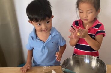 [Easy Baking Recipes and play with kids] Kiddos make Italian Hard-boiled Egg Yolk Cookies