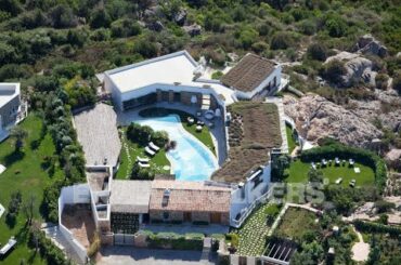 Porto Cervo • Liscia di Vacca: Prestigious dream villa with swimming pool