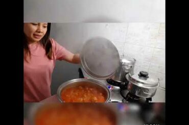 EASY TO COOK ITALIAN FOOD ( Pasta con Sugo e Salsiccia)