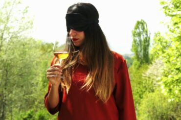 mindful wine tasting