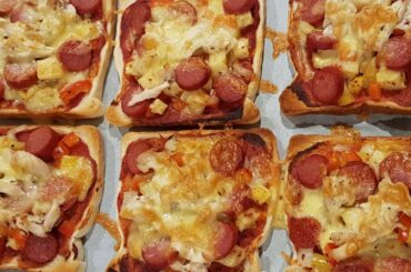 How To Make Bread Pizza | Pizza Toast | Homemade Treats | Italian Fast Food