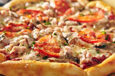 The Secret Ingredient That Needs To Be In Homemade Pizza Sauce