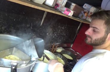 Italian Street Food   Hand Rolled Pasta Fettuccine Alfredo by Cheese Wheel, Camden Lock Market Londo