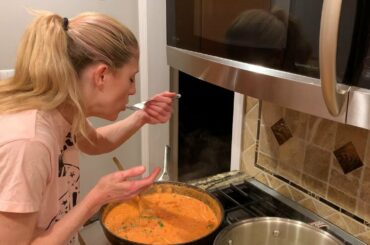 Renee Makes Tequila Sunrise Pasta